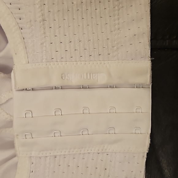 Glamorise double layer custom control sports bra - Picture 6 of 7